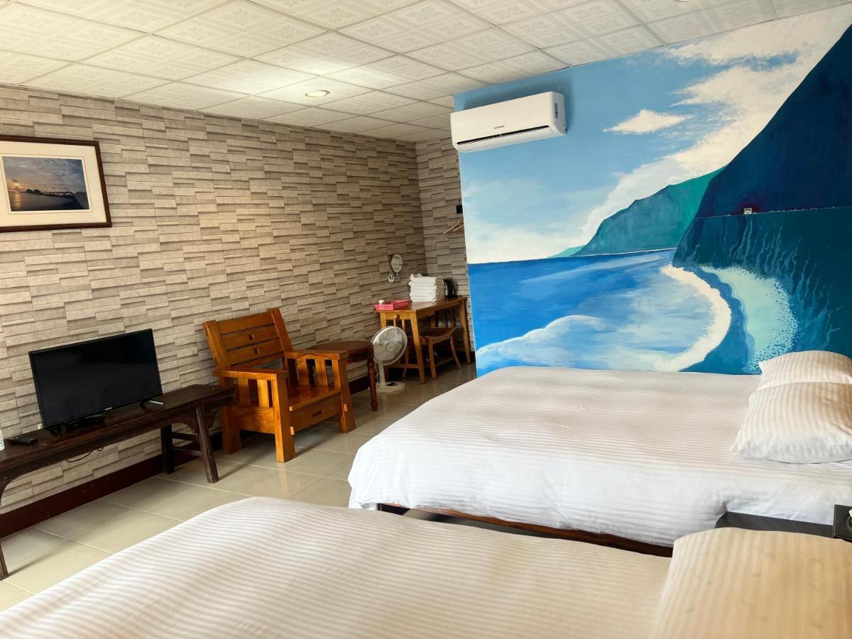 Golden Flower Homestay Yuli Bagian luar foto